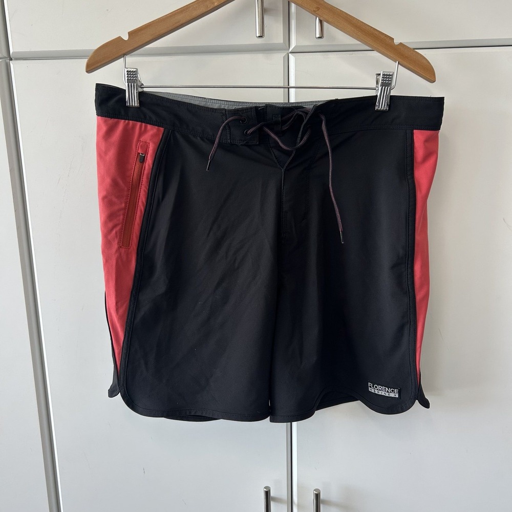 Florence Marine X Mens Board Shorts 32 Black Red Colorblock FMBS00002 Trunks